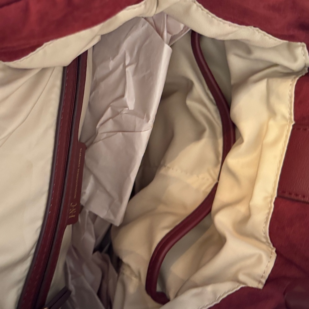 Cherry Red Burgundy Suede Tote Bag - Picture 4 of 4